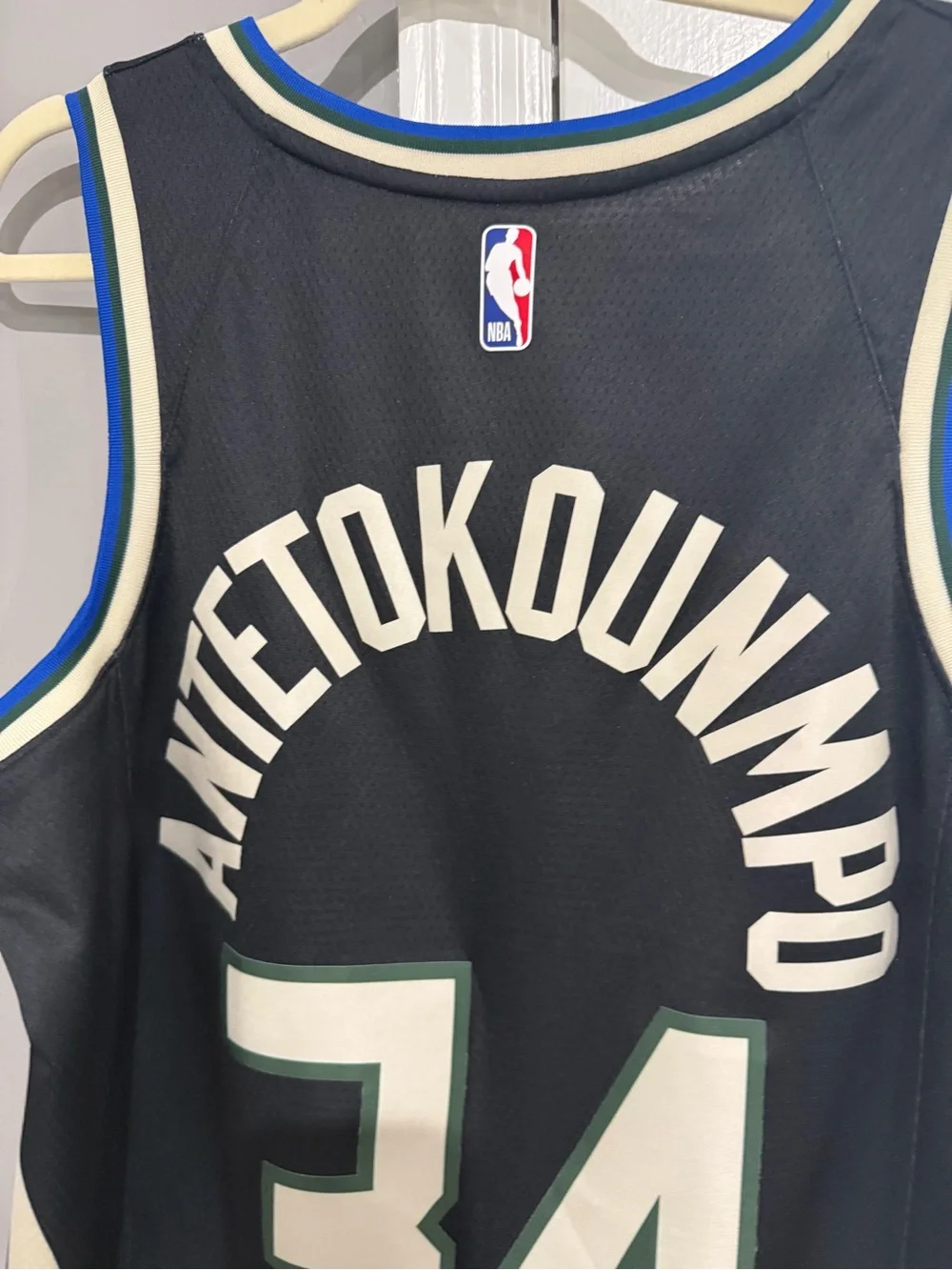 Giannis Antetokounmpo Milwaukee Bucks #34 NBA Jersey - Black/White/Green Trim